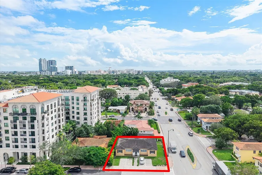 352 Catalonia Ave, Coral Gables, FL 33134 - #3
