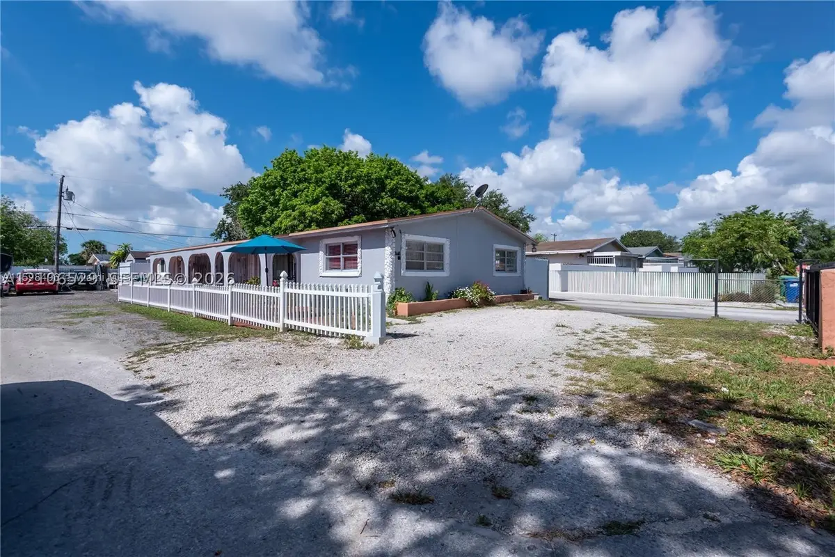 2800 NW 94th St, Miami, FL 33147 - #1