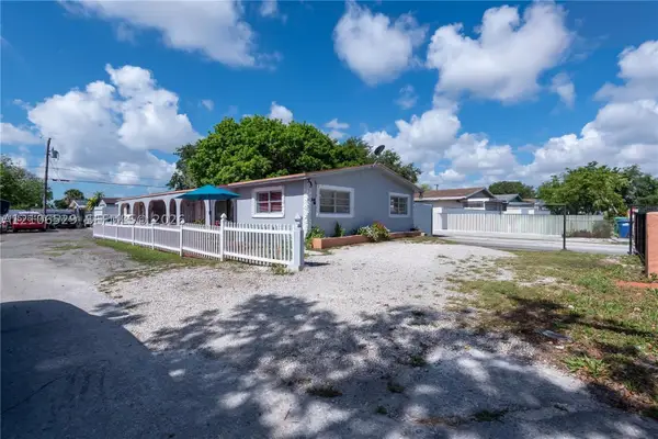 2800 NW 94th St, Miami, FL 33147