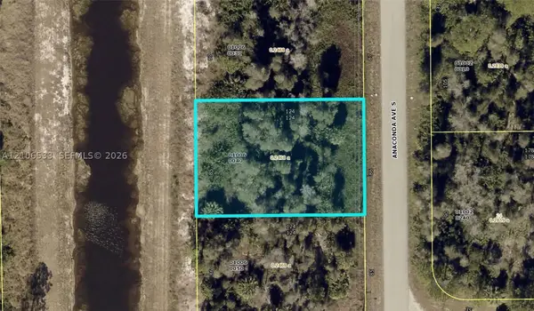 908 Anaconda Ave, Lehigh Acres, FL 33974