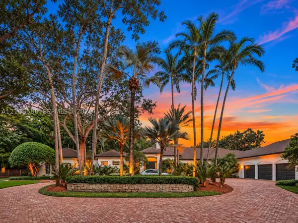 9325 SW 59th Pl, Pinecrest, FL 33156
