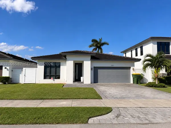 2921 SE 3rd St, Homestead, FL 33033