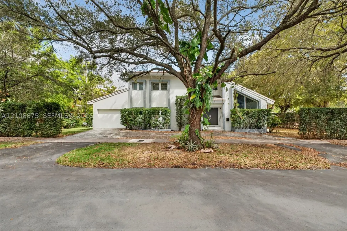 3231 Salzedo St, Coral Gables, FL 33134 - #1