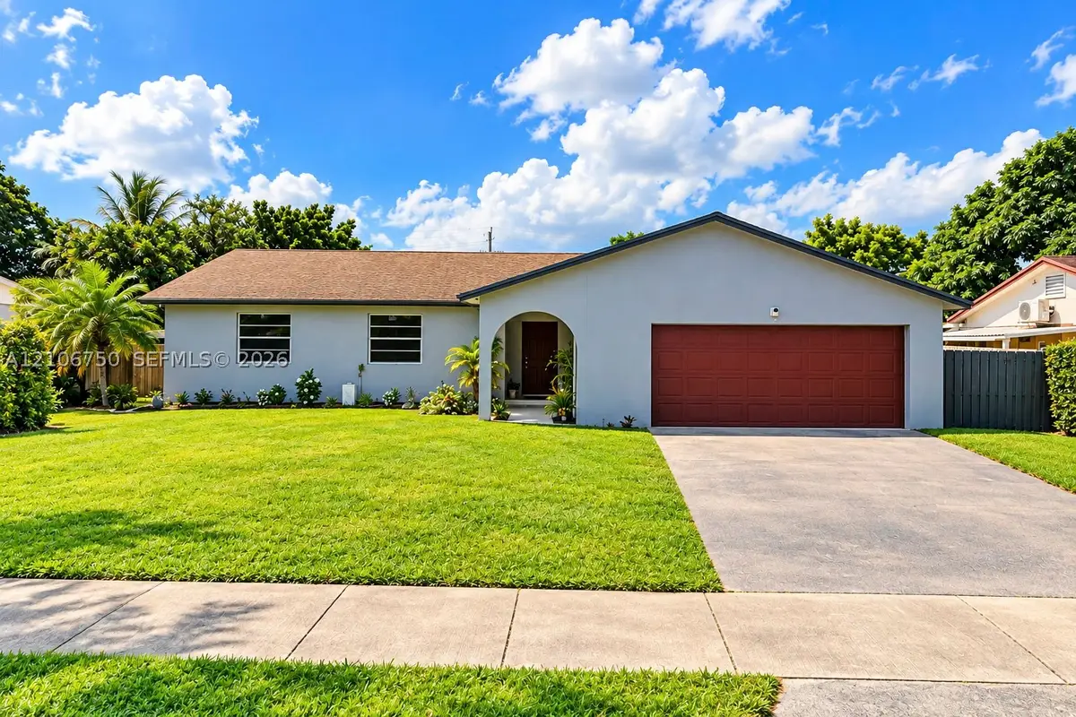 25892 SW 133rd Pl, Homestead, FL 33032 - #1