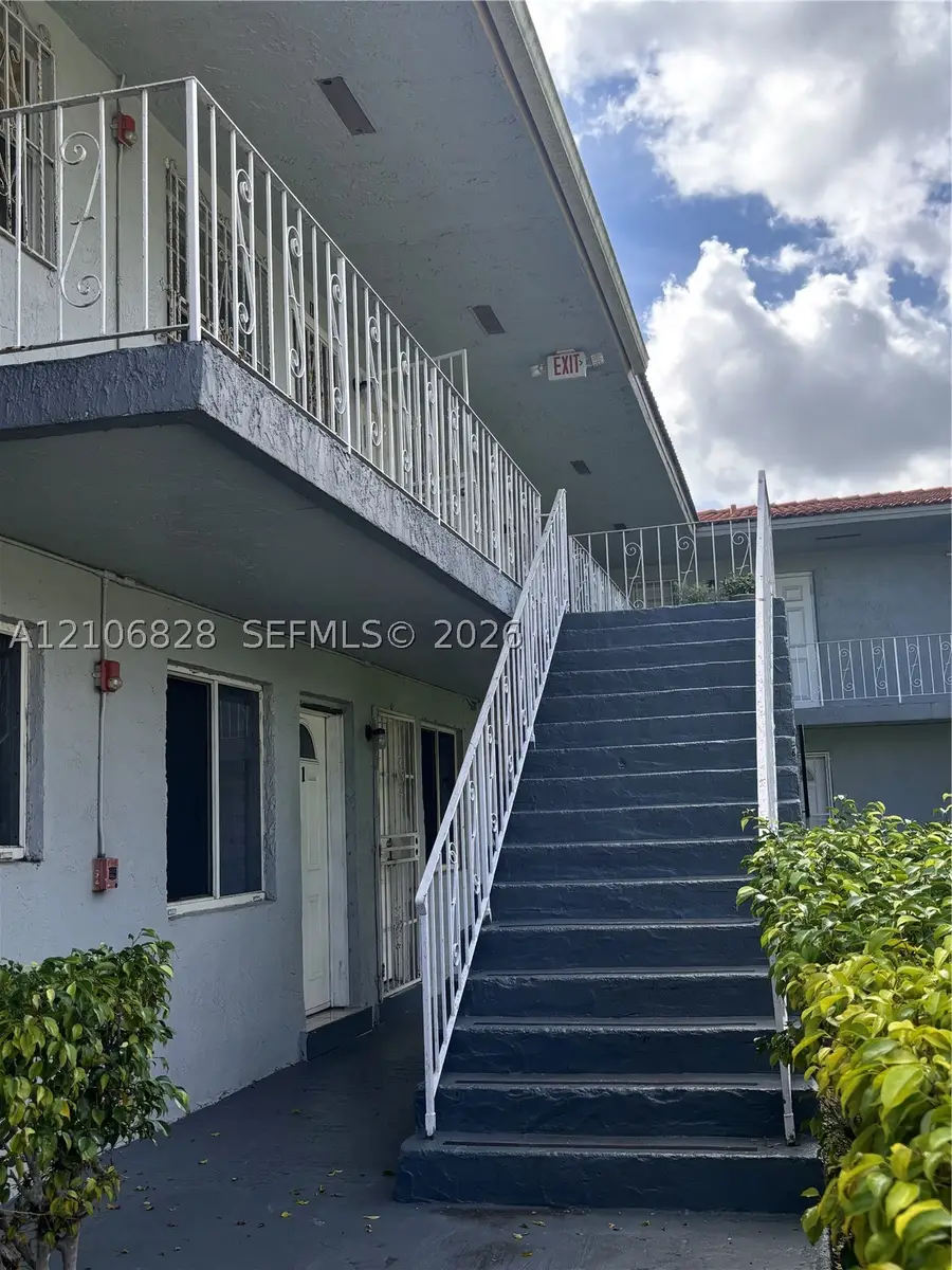 4050 NW 135th St #15-9, Opa Locka, FL 33054 - #3