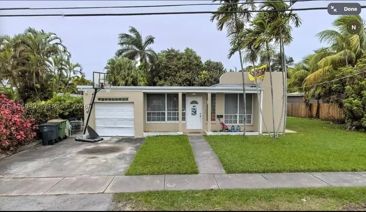 2145 NE 124th St, North Miami, FL 33181 - #1