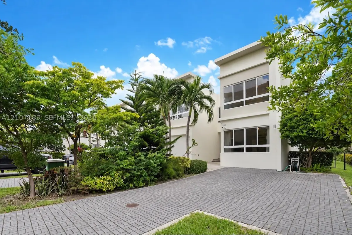 2485 NE 135th St, North Miami, FL 33181 - #1