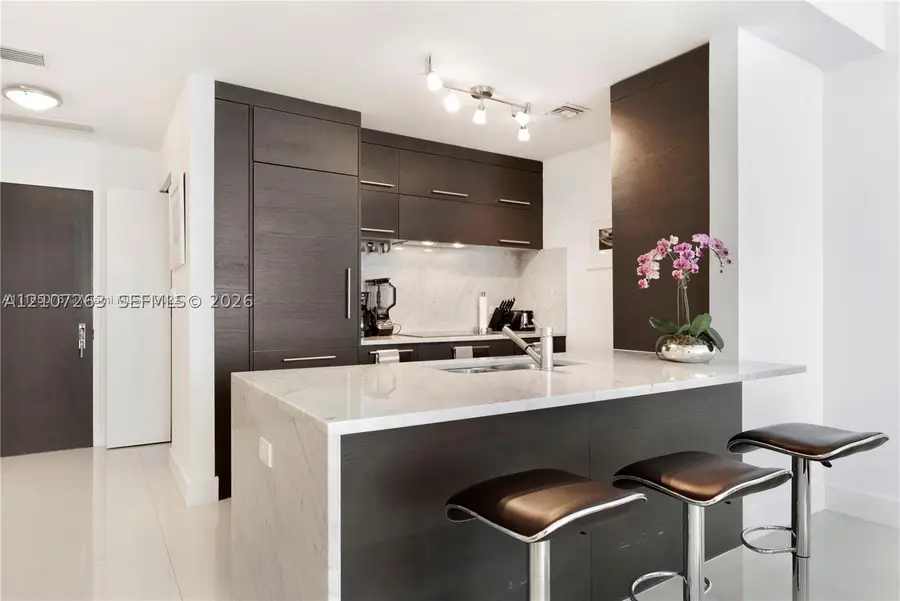 900 Biscayne Blvd #4010, Miami, FL 33132 - #2