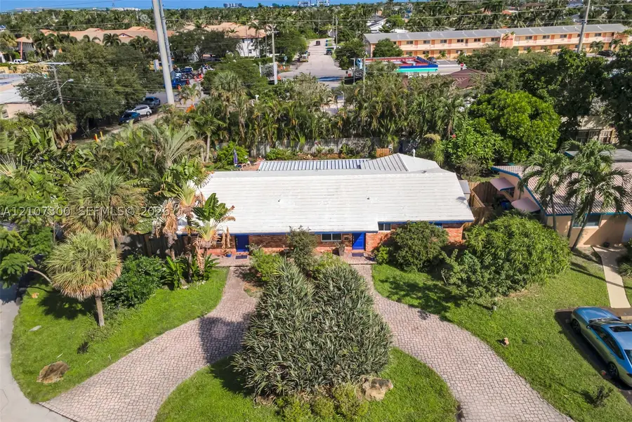 2051 NE 68th St, Fort Lauderdale, FL 33308 - #2