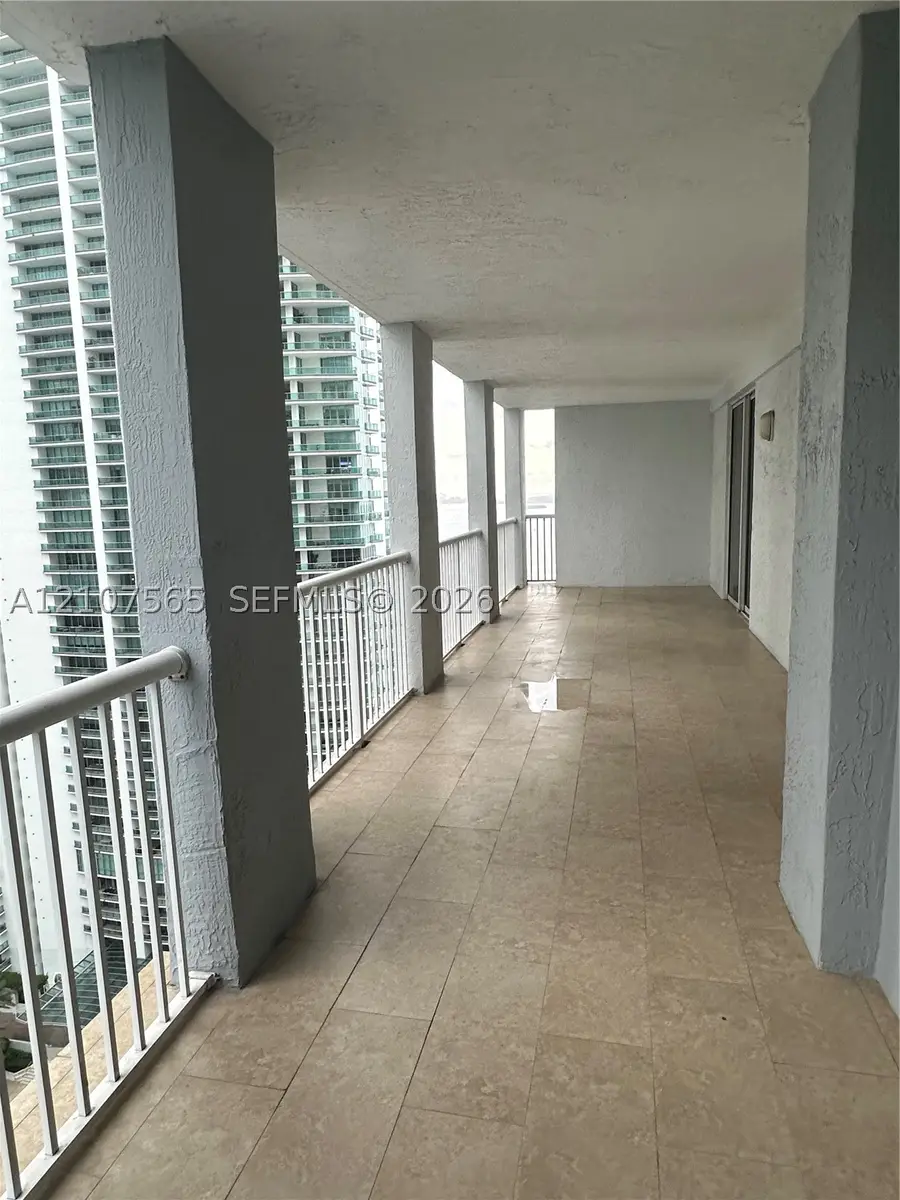 170 SE 14th St #2301, Miami, FL 33131 - #3