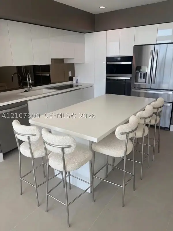 1170 E Hallandale Beach Blvd #2409, Hallandale Beach, FL 33009-4437