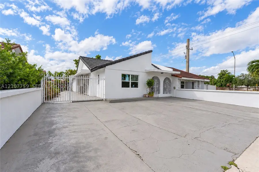 20 SW 115th Ave, Sweetwater, FL 33174 - #2