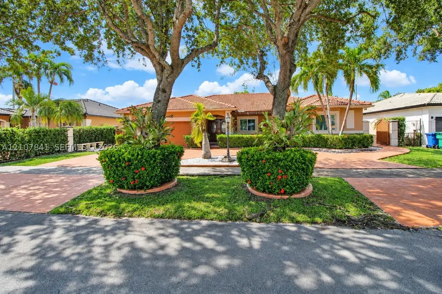 16240 NW 91st Ct, Miami Lakes, FL 33018 - #2