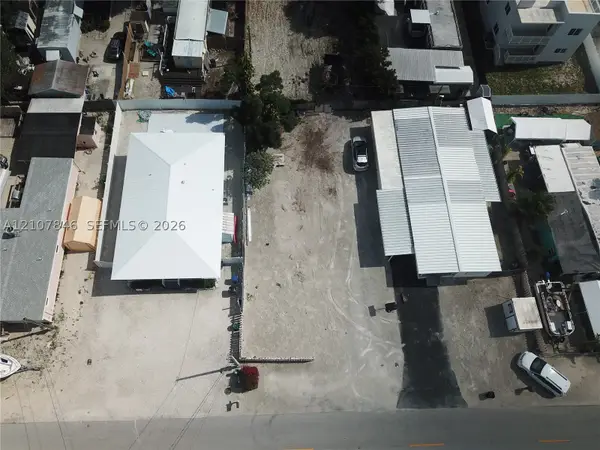 938 Plantation Rd, Key Largo, FL 33037