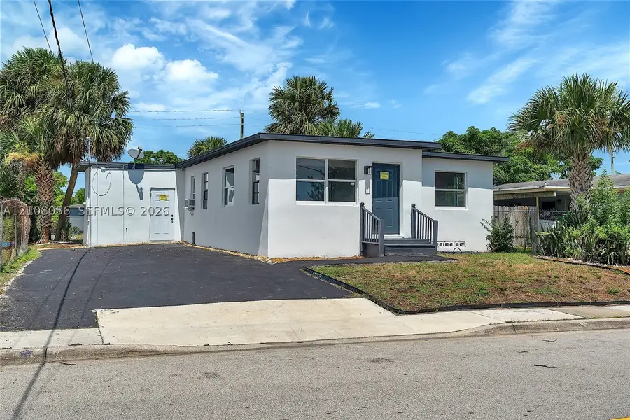 1444 W 28th St, Riviera Beach, FL 33404 - #2