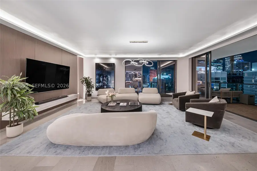 68 SE 6th St #3711, Miami, FL 33131 - #3