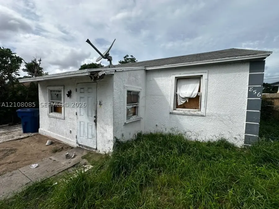 856 W 4th St, Riviera Beach, FL 33404 - #3
