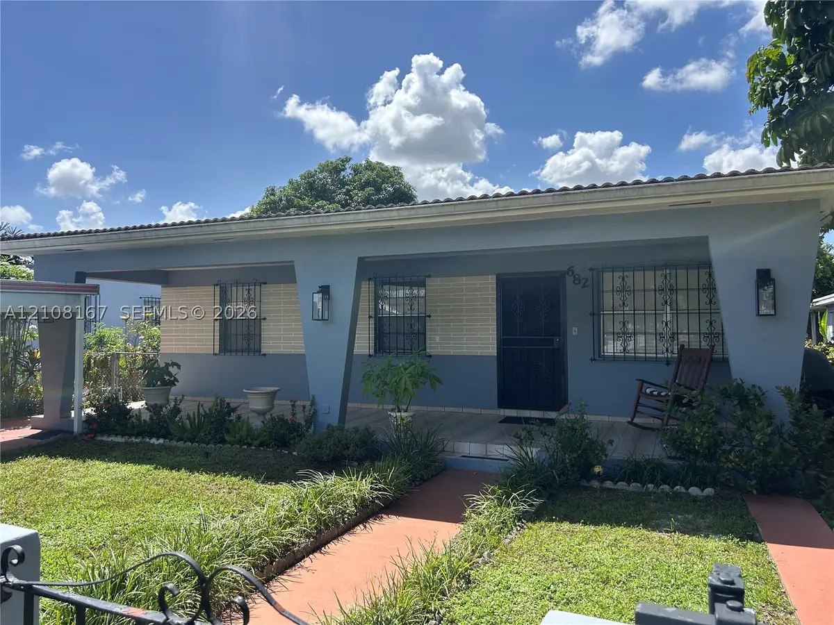 682 W 37th St, Hialeah, FL 33012 - #1