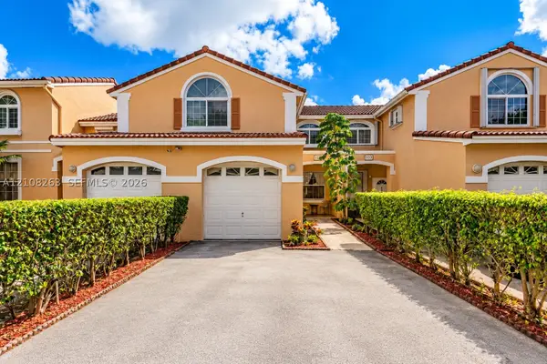 14817 Balgowan Rd #102-5, Miami Lakes, FL 33016