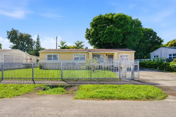 6940 NW 28th Ave, Miami, FL 33147