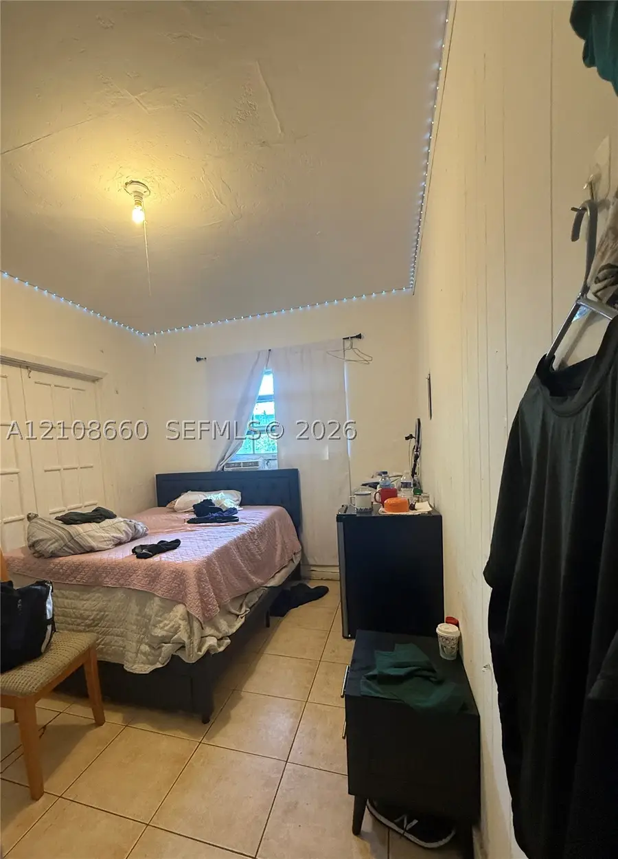 262 NE 111th St, Miami, FL 33161 - #3