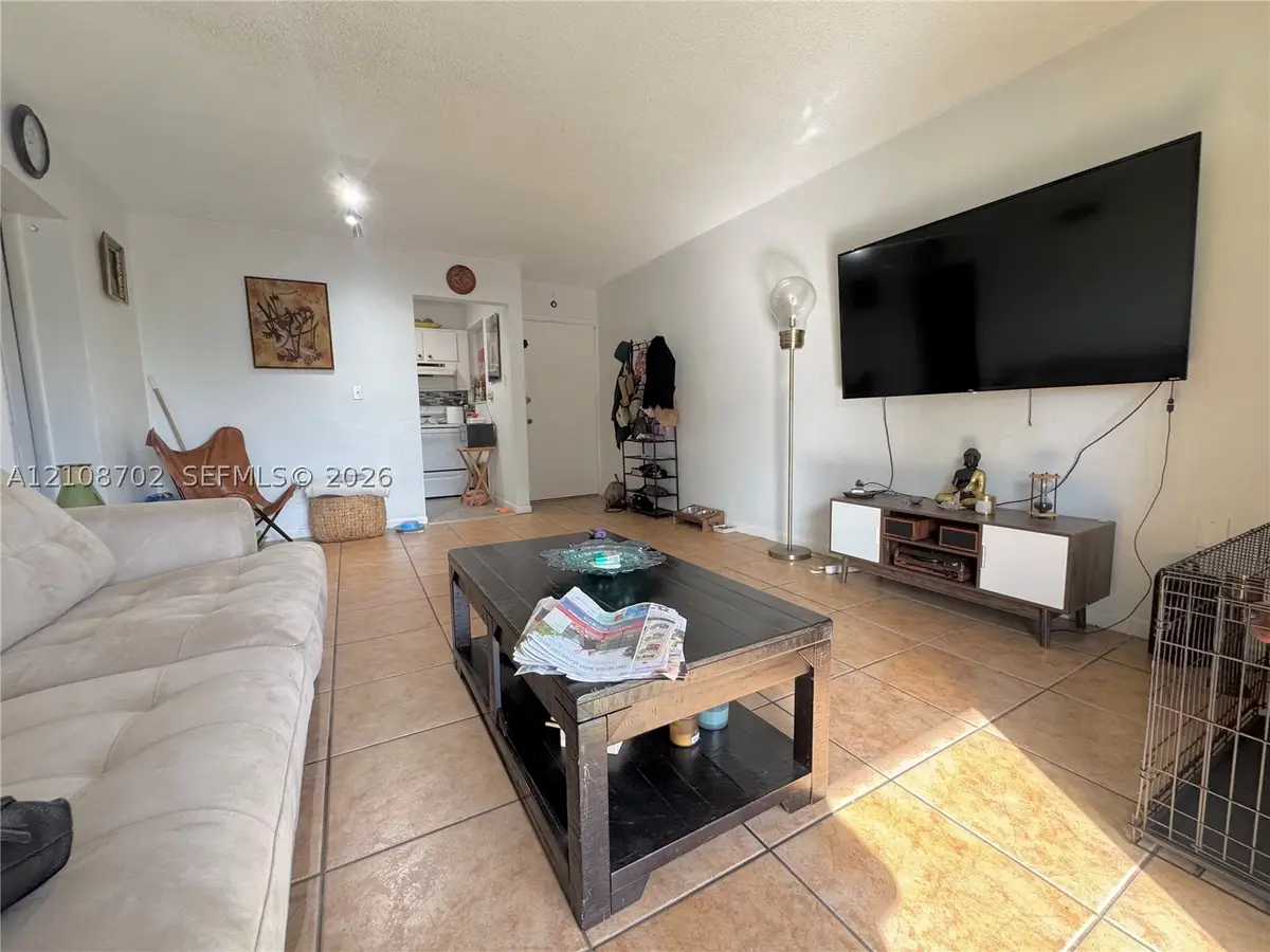 5100 W Flagler St #206, Coral Gables, FL 33134 - #1