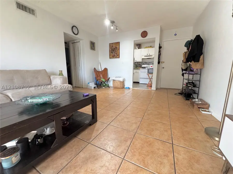 5100 W Flagler St #206, Coral Gables, FL 33134 - #3