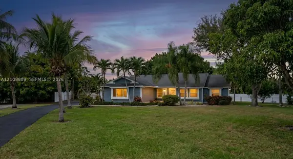 15440 SW 148th Pl, Miami, FL 33187
