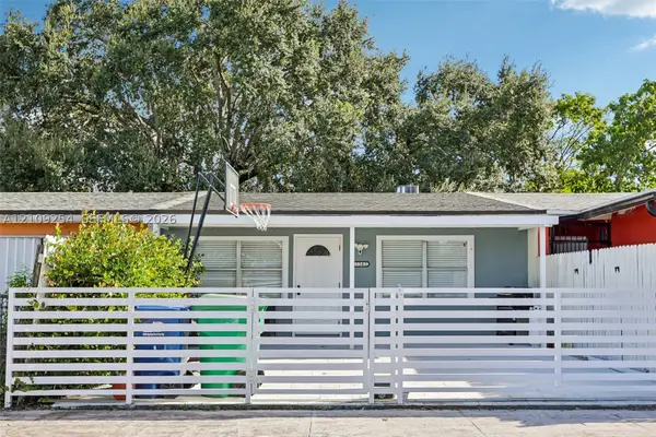 21342 NW 40th Cir Ct, Miami Gardens, FL 33055