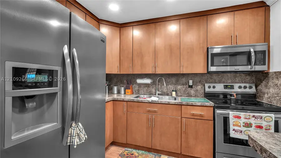 1075 W 68th St #403, Hialeah, FL 33014 - #3