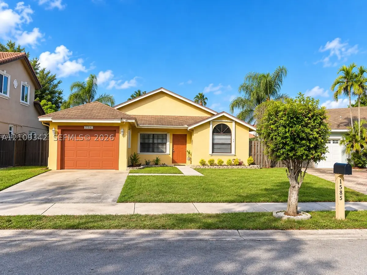 15385 SW 57th Ter, Miami, FL 33193 - #1