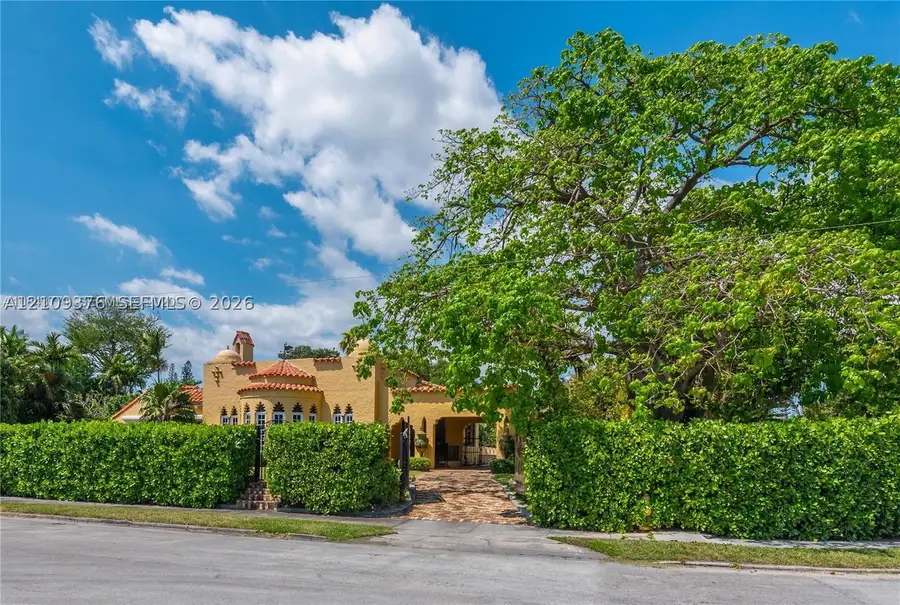 1036 NE 89th St, Miami, FL 33138 - #2