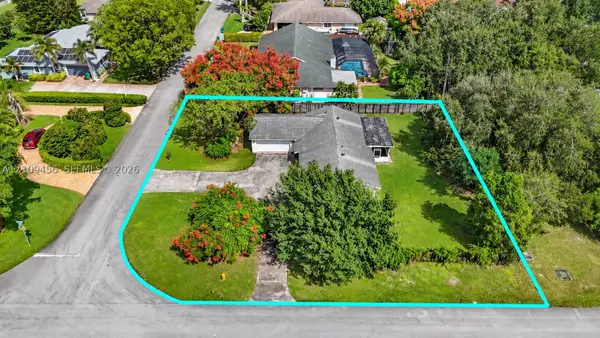 27541 SW 167th Ct, Homestead, FL 33031