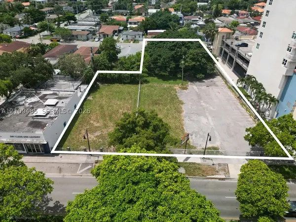 2940 SW 22nd Ter, Miami, FL 33145