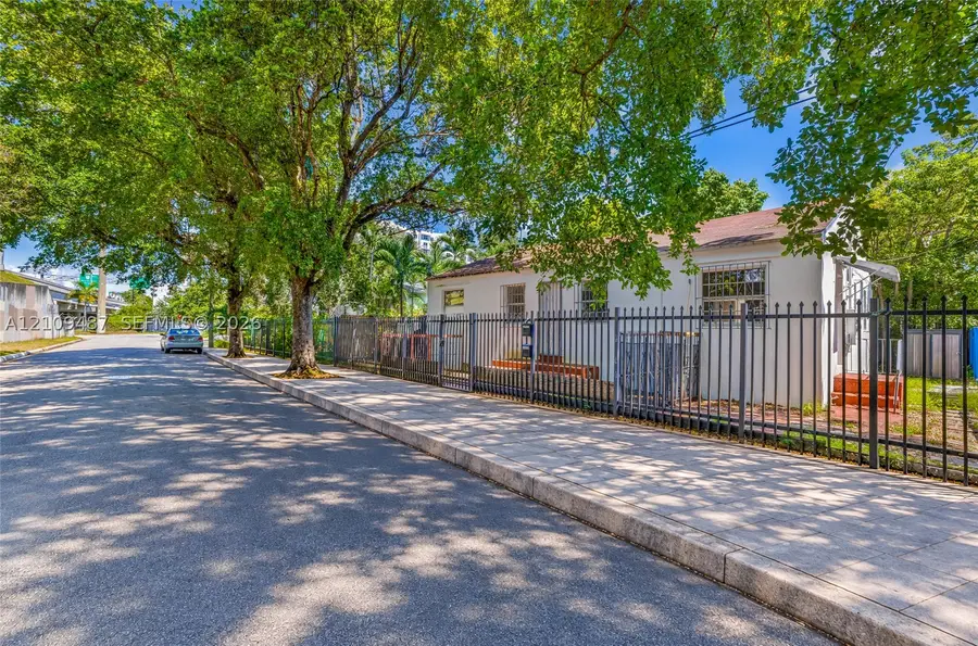 3413 NW 6th Ave, Miami, FL 33127 - #3