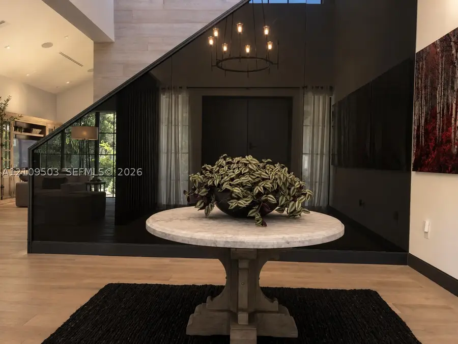 7230 E Lago Dr, Coral Gables, FL 33143 - #3