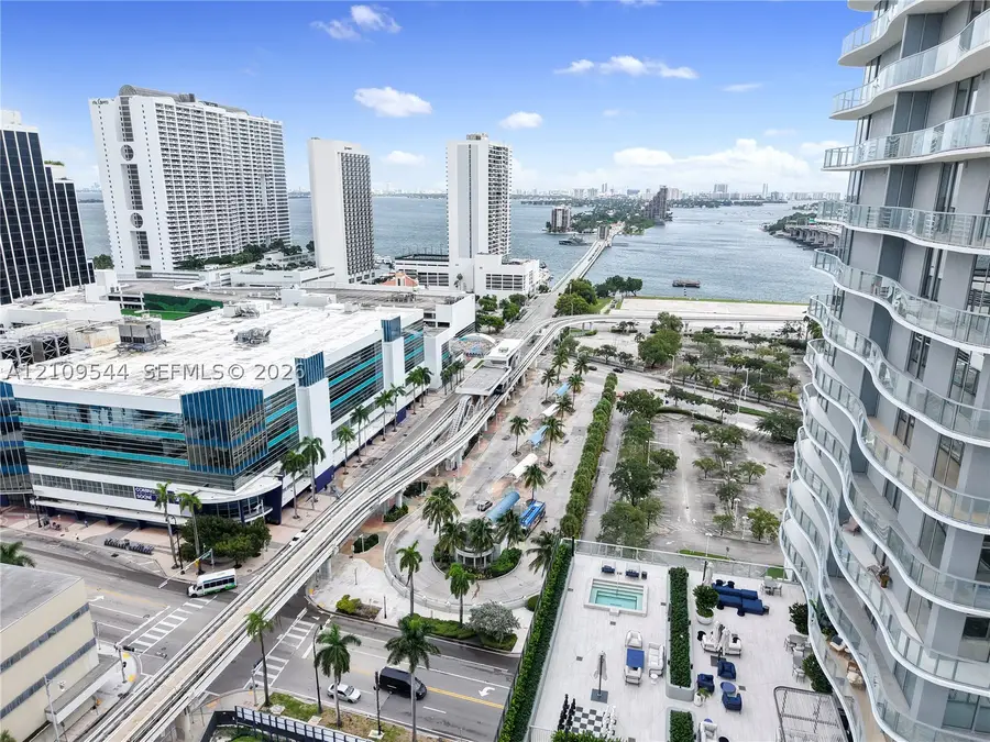 1400 Biscayne Blvd #605, Miami, FL 33132 - #2