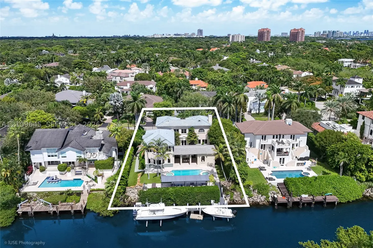 332 Costanera Rd, Coral Gables, FL 33143 - #1