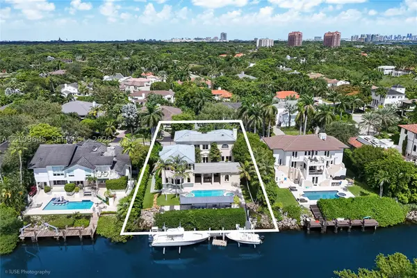 332 Costanera Rd, Coral Gables, FL 33143
