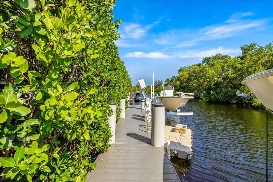 332 Costanera Rd, Coral Gables, FL 33143 - #2