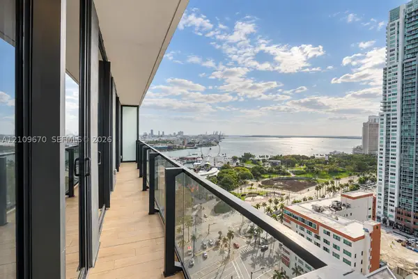 398 NE 5th St #1617, Miami, FL 33132