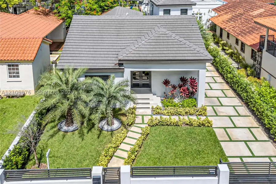 1205 Wallace St, Coral Gables, FL 33134 - #2