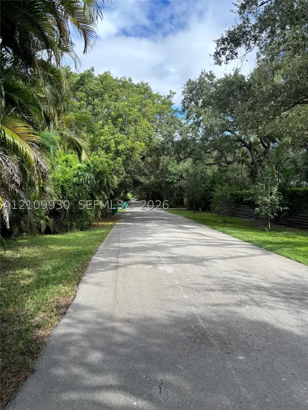 9300 SW 61st, Pinecrest, FL 33156