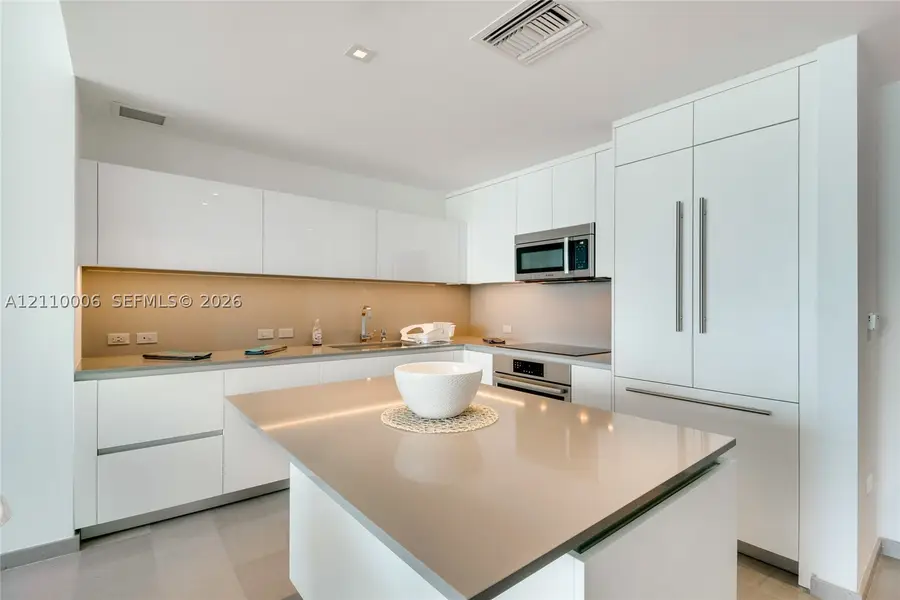 88 SW 7th St #2505, Miami, FL 33130 - #3