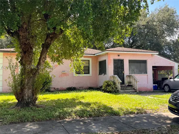 1450 NW 88th St, Miami, FL 33147
