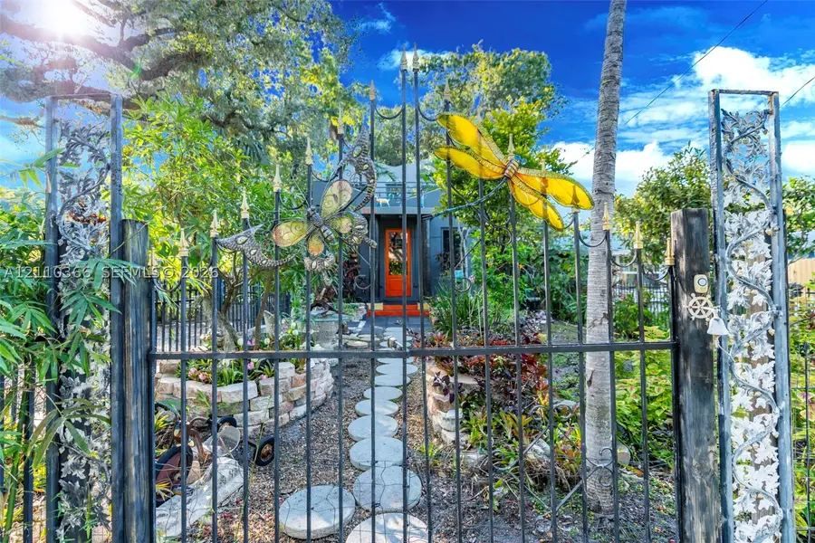 2361 SW 18th Ave, Fort Lauderdale, FL 33315 - #3