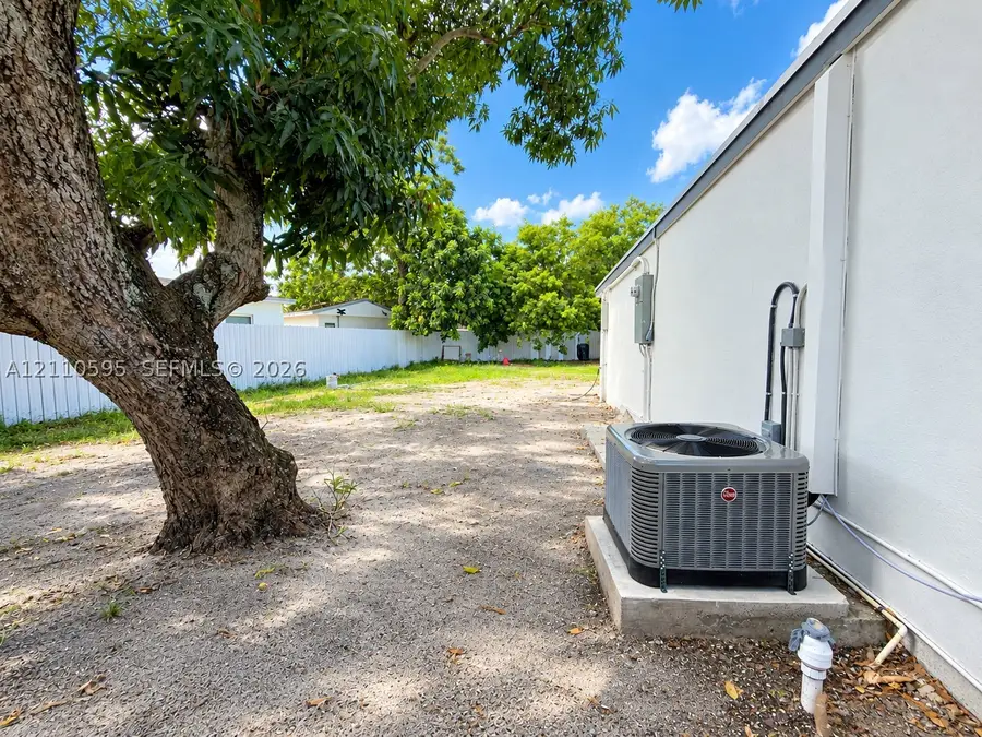 2125 NW 158th St, Miami Gardens, FL 33054 - #2
