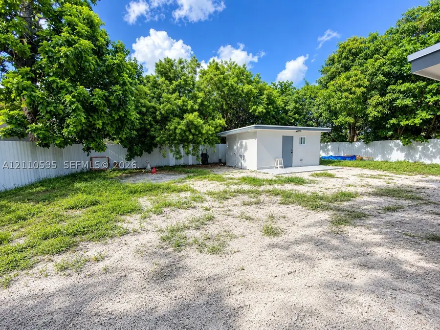 2125 NW 158th St, Miami Gardens, FL 33054 - #3
