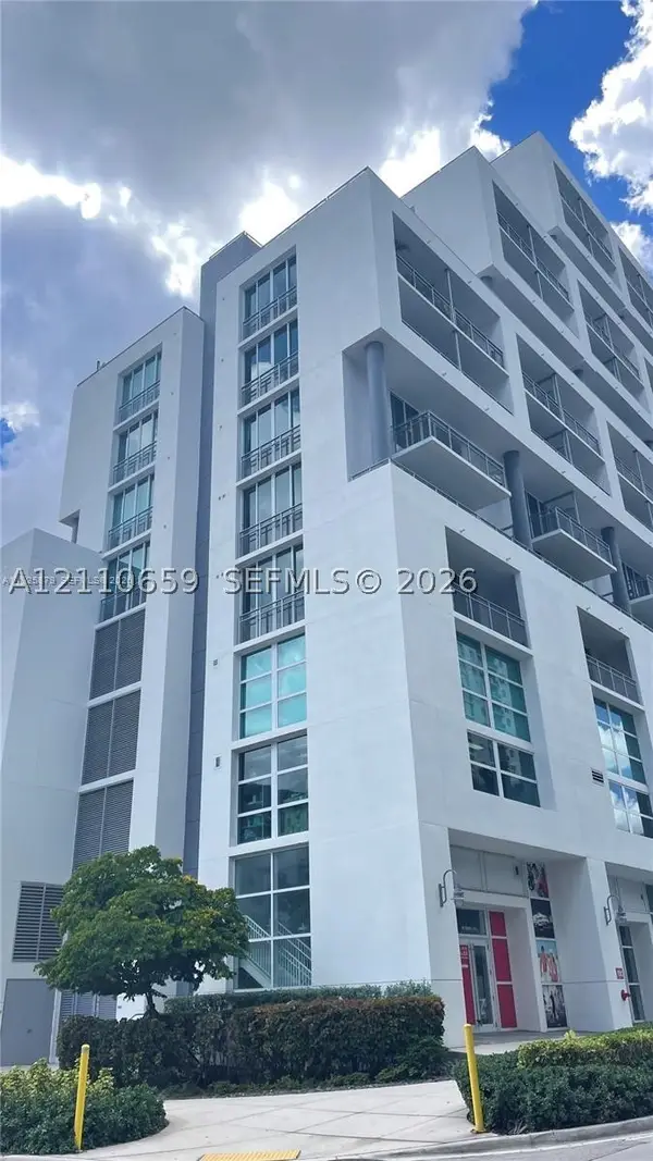 350 NE 24th St #404, Miami, FL 33137