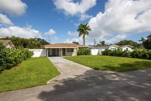 5305 Cleveland Rd, Delray Beach, FL 33484